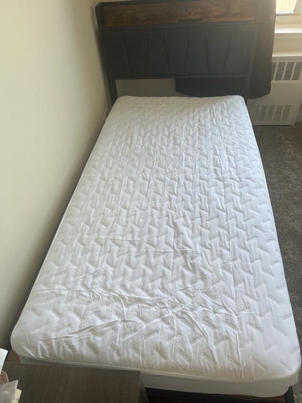 Customer carousel item 6.