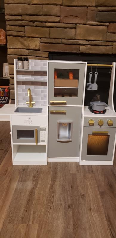 Customer photo for "Play kitchen"