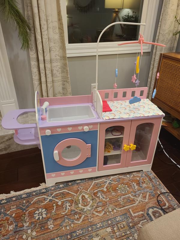Customer photo for "Lots of features, very cute!"