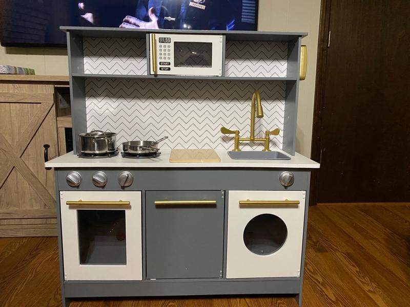 Review Thumbnail Image 0 256473042