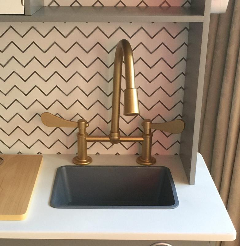 Customer photo for "Great Kitchen, Even Greater Stylish Look"