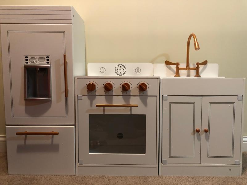 Little chef paris play hot sale kitchen