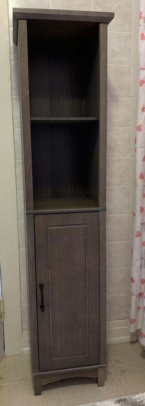 Narrow, attractive piece