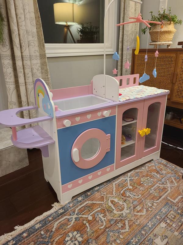 Customer photo for "Lots of features, very cute!"