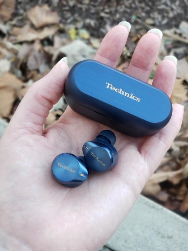 Premium Hi-Fi True Wireless Earbuds with Noise Cancelling