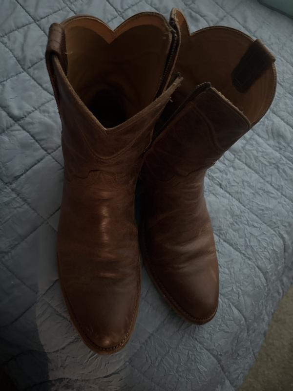 Customer photo for "Great boot right out of the box"