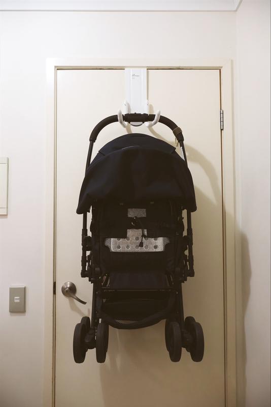 Over the door outlet buggy hook