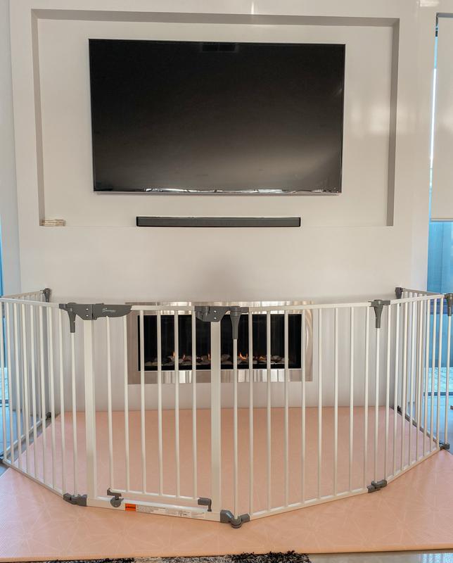 Baby gate best sale for entertainment center