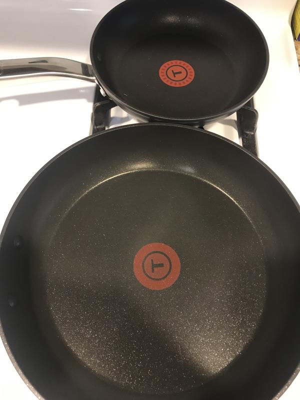 Heated pan on bottom vs unheated indicator on top