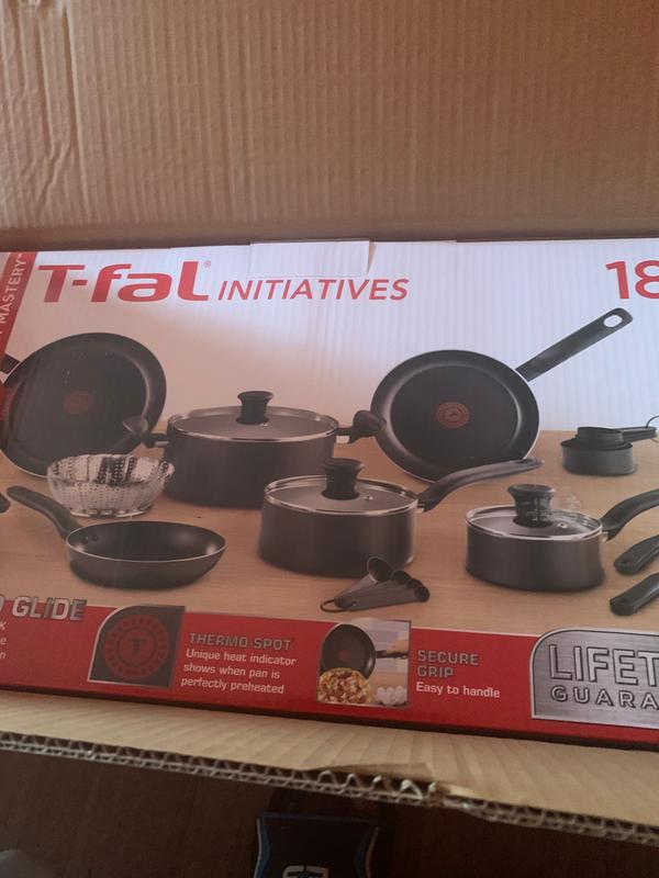 T-fal Initiatives Nonstick Cookware Set 18 Piece Oven Safe 350F