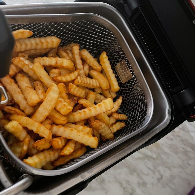 The Best Deep Fryers for Enjoying Your Favorite Fried Foods at Home - The  Manual