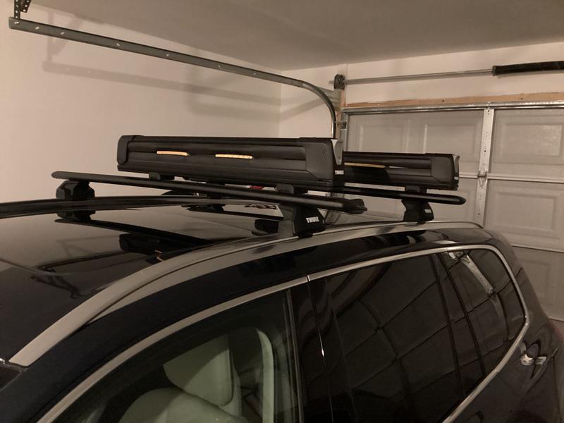 THULE THULE スーリー エヴォフラッシュレール+ウイングバーエヴォ+取付キット AUDI Q5 FYDAX 7106+7113B+6045