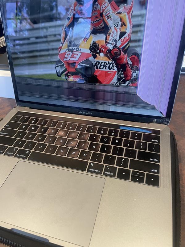 新着商品】スーリー PCスリーブ Thule Gauntlet MacBook Pro Sleeve 14 