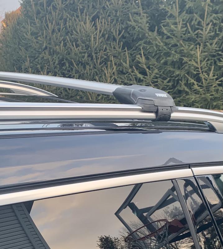 Thule Aeroblade Edge Roof Rack Package - Fits Flush Side Rails, Fixed  Points, and Tracks - Black - Racks For Cars Edmonton