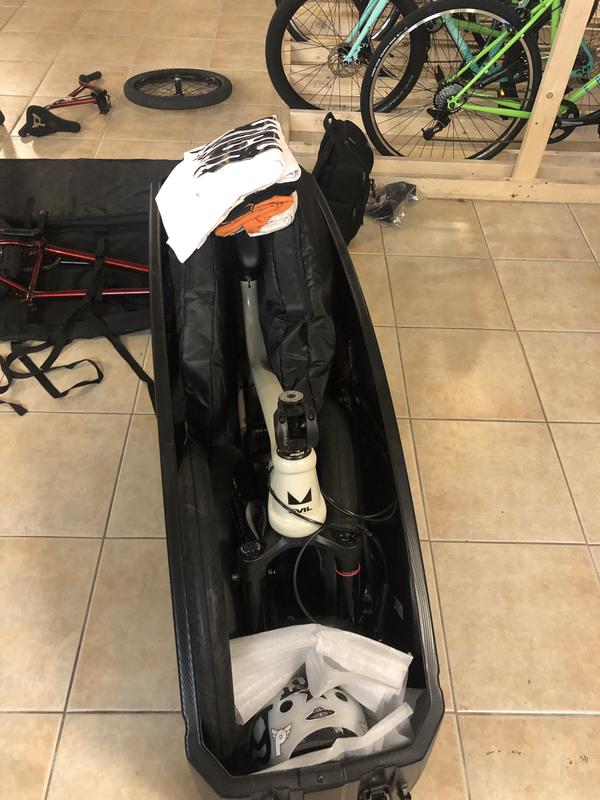 Thule roundtrip transition hard best sale bike case