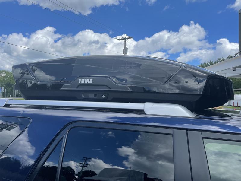 Roof Box - Thule Motion XT 