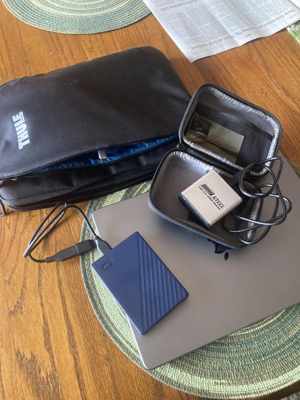 Thule subterra clearance 13 macbook sleeve