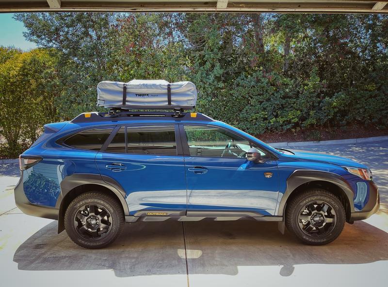 Thule x Tepui Explorer Ayer 2 Hike Camp