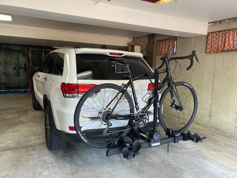 Thule 990xt doubletrack online bike rack