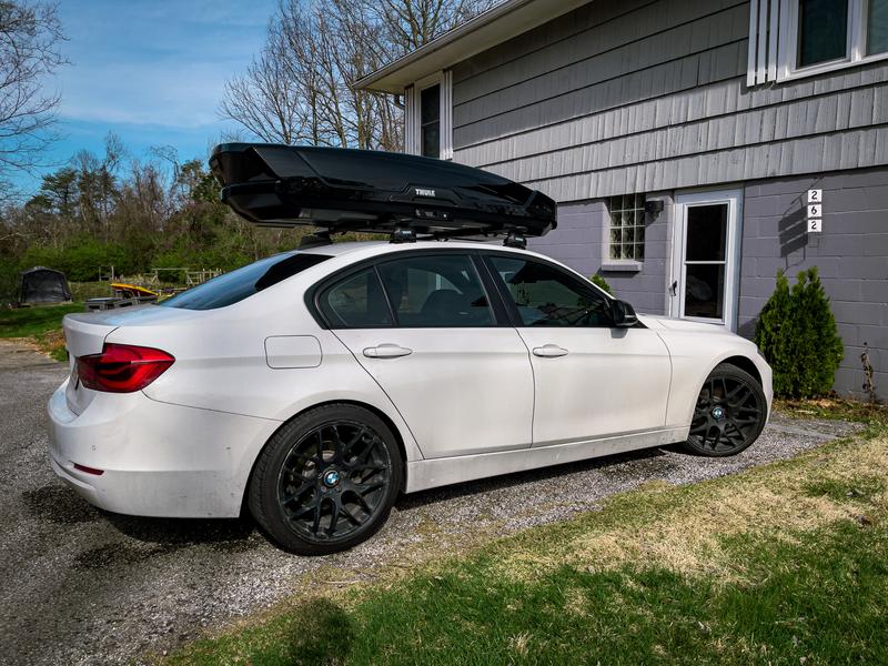 Roof Box - Thule Motion XT 