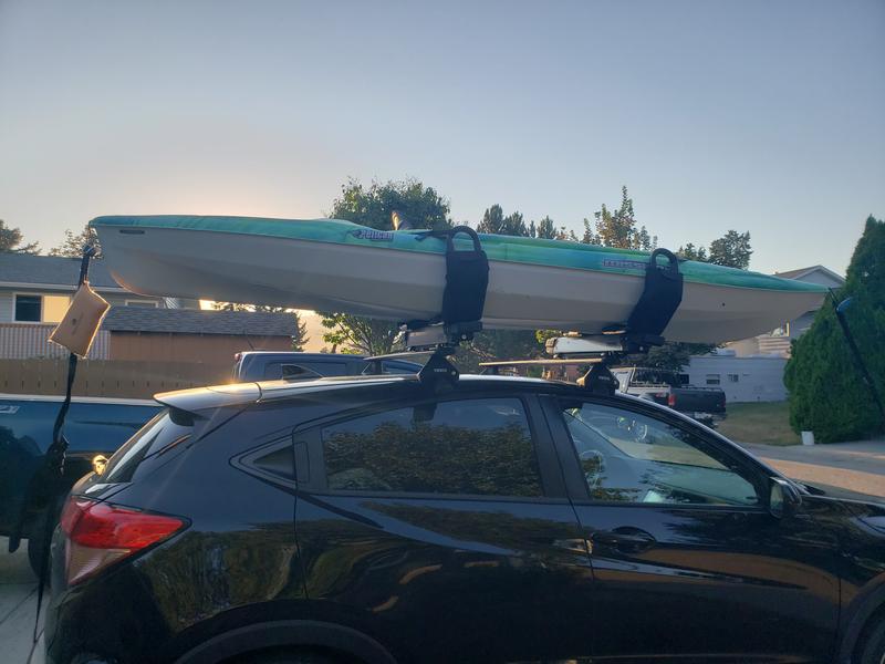 2020 Subaru Crosstrek - Crossbars and Kayak Rack - Thule Hullavator