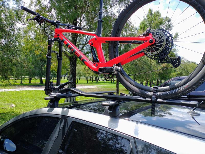 Thule thruride bike discount rack