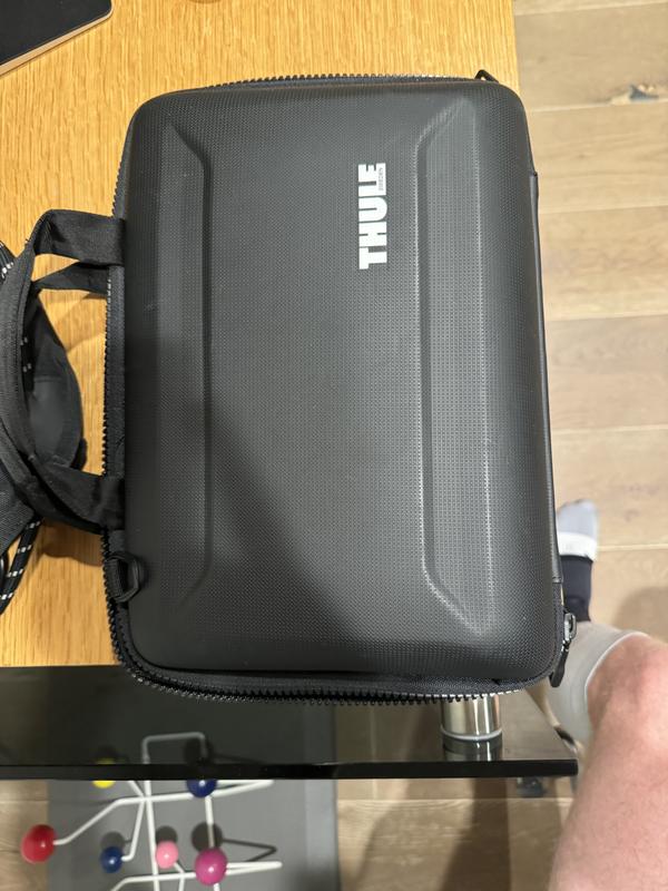 Thule gauntlet 2024 3.0 attache