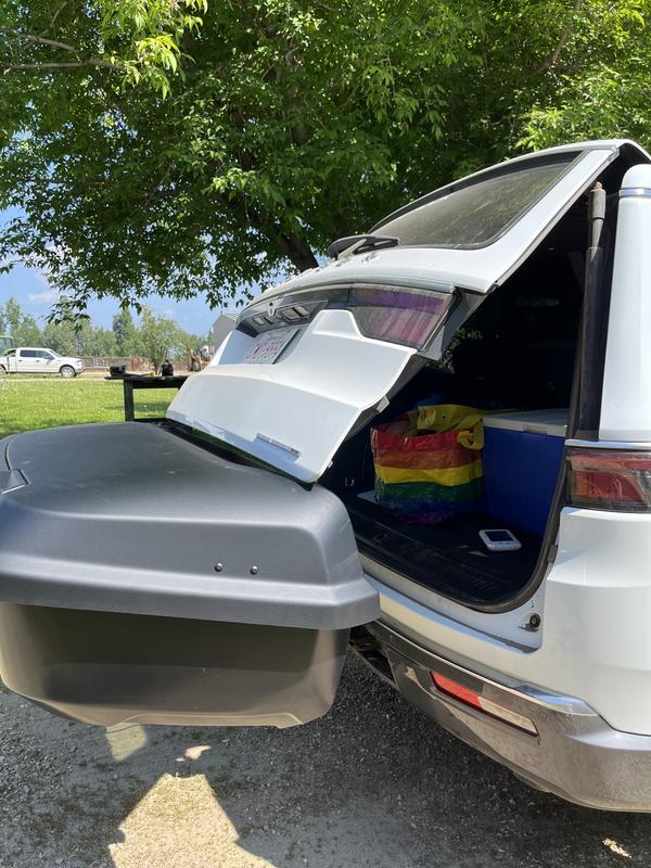 Had to take the darn thing off to close my tailgate :(