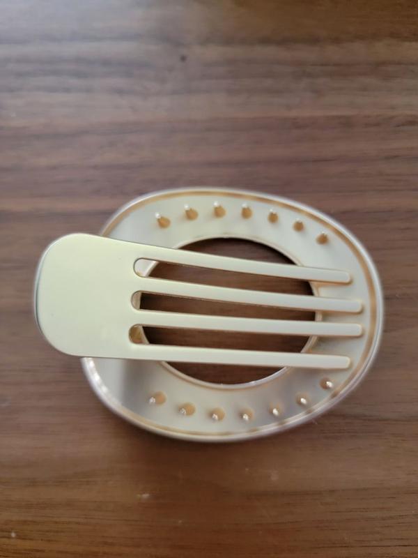 Customer carousel item 11.