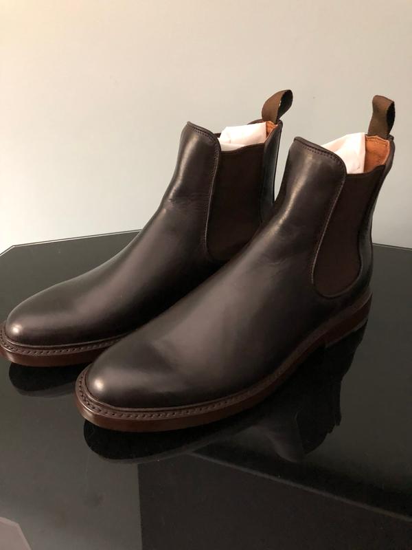 frye jones chelsea boot