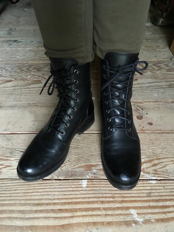 frye tie up boots
