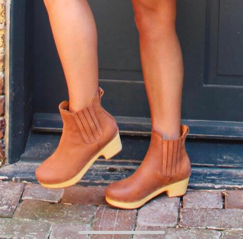 frye clog boots