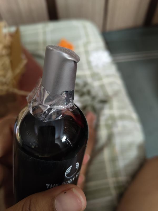 Body shop black musk best sale smells like