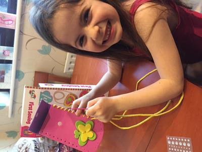 Galt Toys Kit De Couture Pour Enfants – 7 Ans Et Plus – Coussins, Sac Chiot, Guirlandes, Coeur Lavande – Boîte De Rangement – Idéal Pour Débutants En Couture