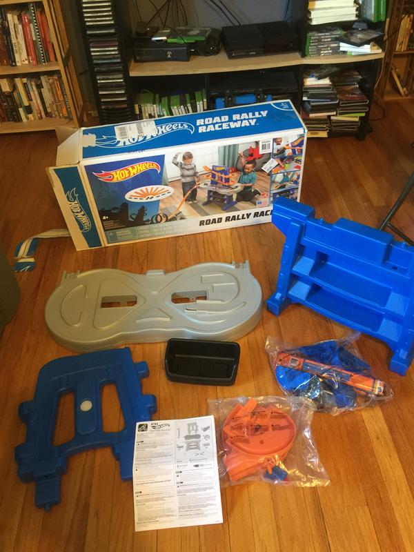 Cars Road Rally Raceway Hot Wheels AB Engineering