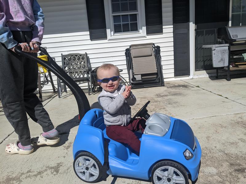 Step2 Push Whisper Ride Voiture Enfant Porteur Auto en rose, Véhicule  Jouet avec barre de poussée pour Enfants dès 1.5 ans