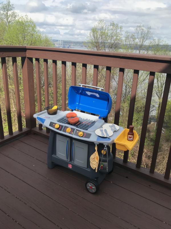 Step2 Fixin' Fun Outdoor Grill