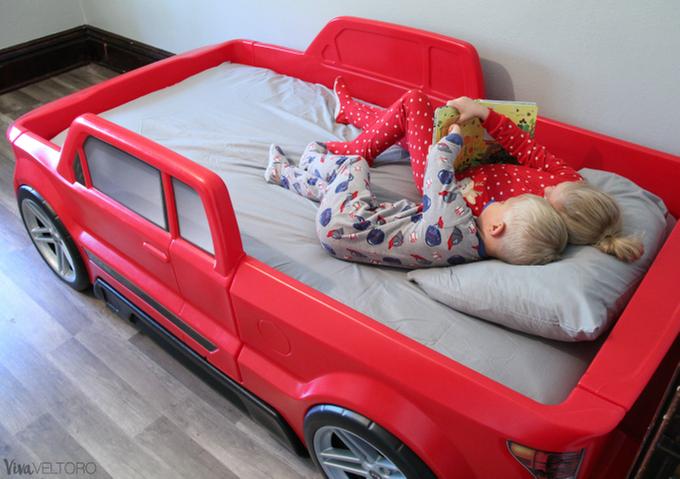 Kids best sale truck bed