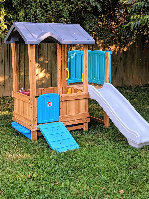 step2 woodland adventure playhouse & slide