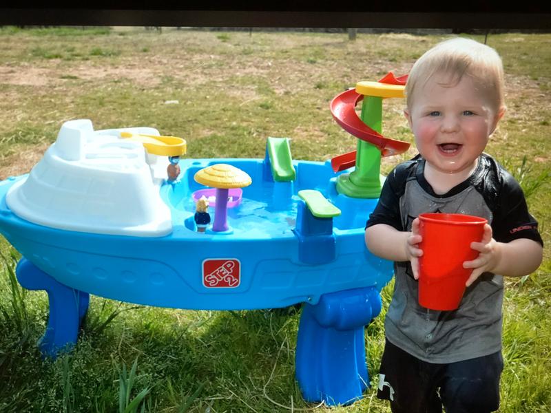 Step2 fiesta cruise sand & hot sale water table