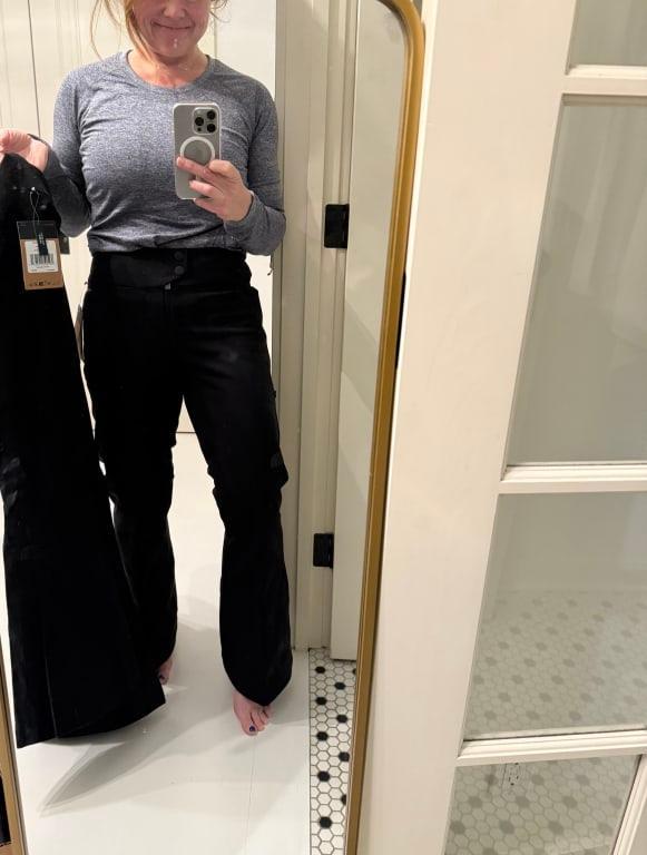 Customer photo for "Amazing pants! Awful customer Service - want a free pair?"
