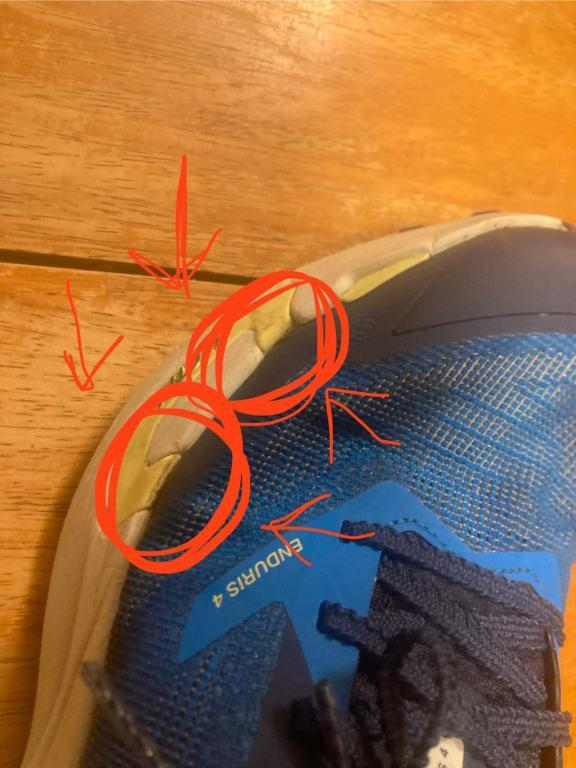 Customer photo for "Awful foot support"