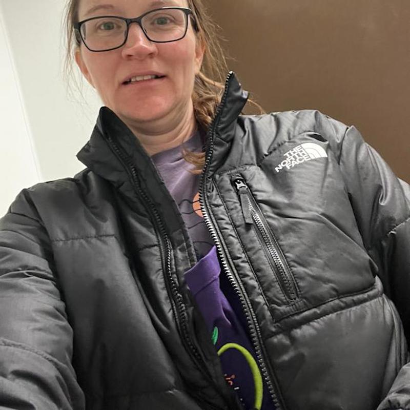 Customer photo for "Very warm jacket, I highly recommend for cold weather!"