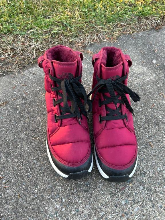 Customer photo for "Super warm boots!"