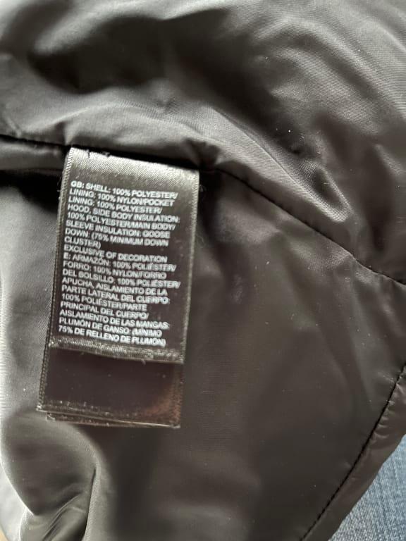 Customer photo for "Beware: I received 2018 model of this coat"
