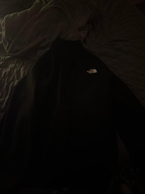 Customer photo for "Warm, comfortable, and great for outdoor use"