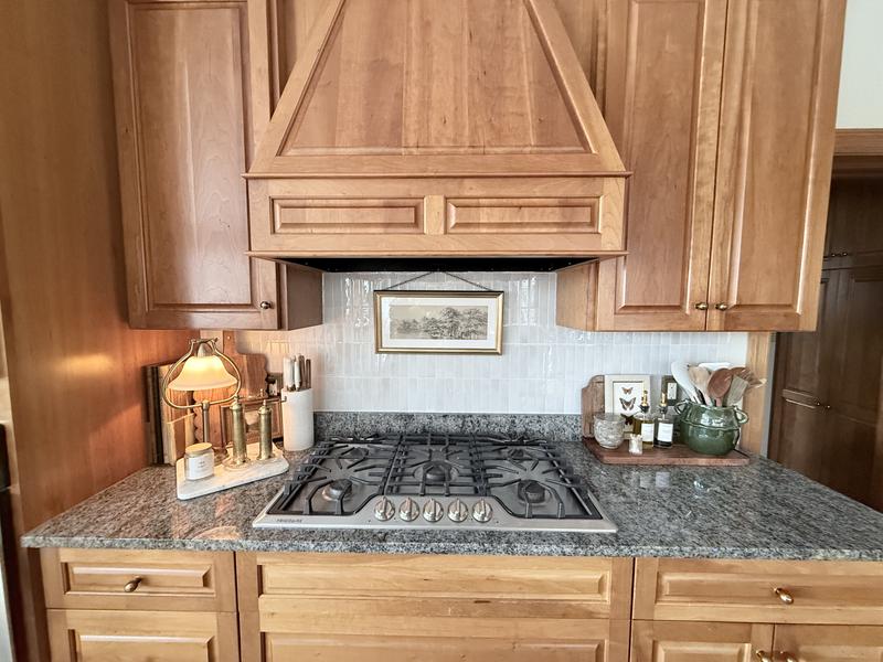 Peel and stick backsplash tile - Morocco Azla | The Smart Tiles