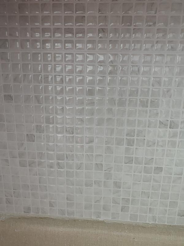 Peel and Stick Backsplash Tile - Blok Chevron White