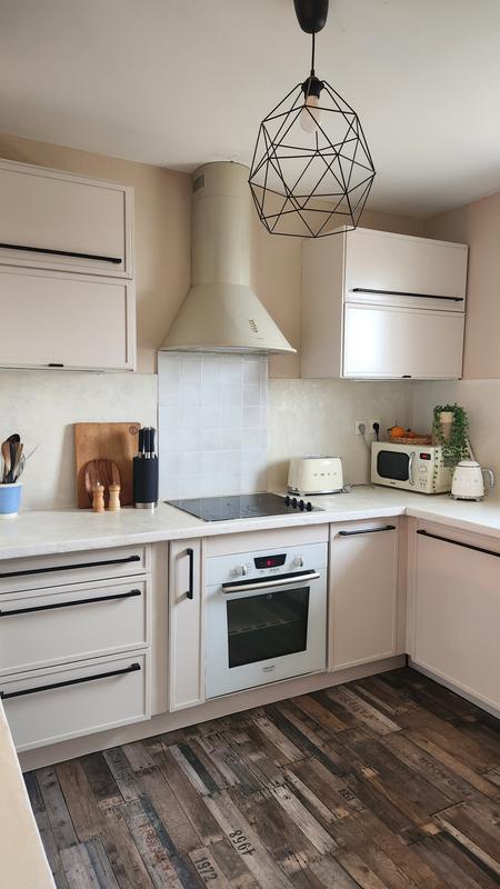 Zoom sur la crédence en smart tiles