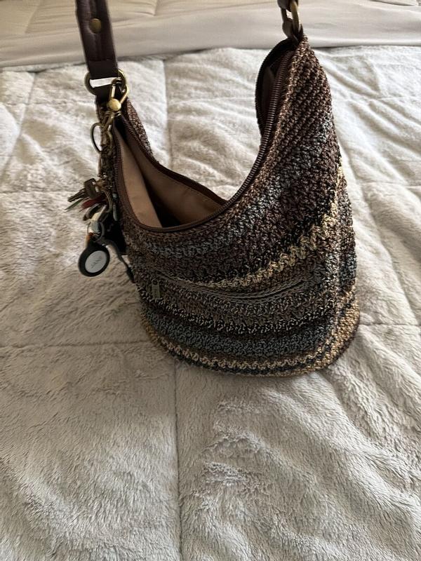 Customer photo for "This is a beautiful bag."